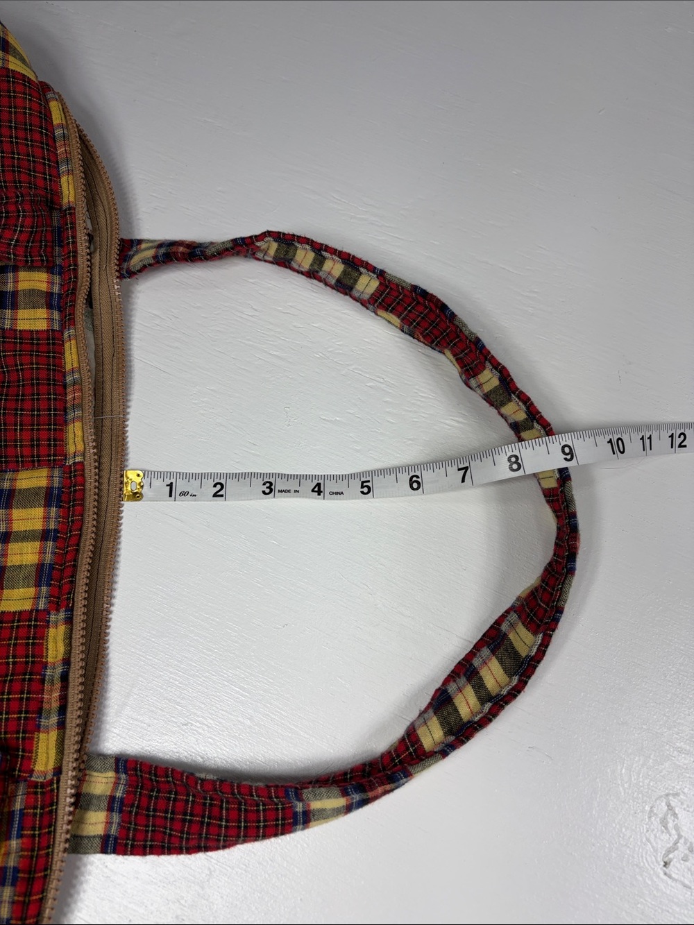 Handmade quilted duffel bag plaid outside with floral lined inside - Picture 7 of 8